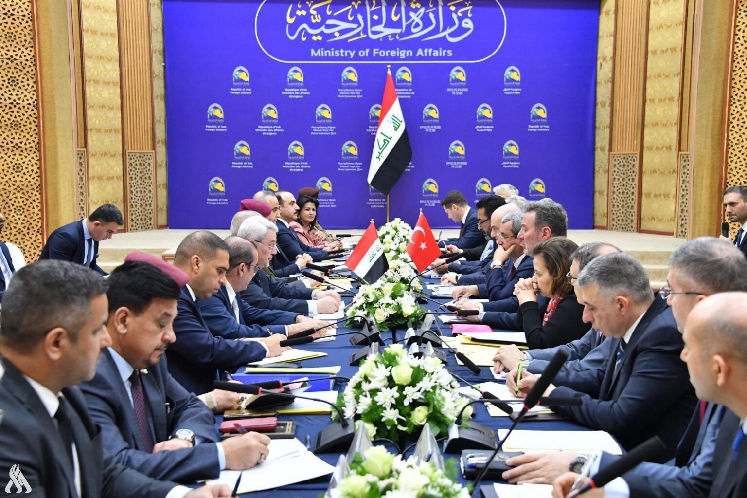 Irak ve Türkiye, iki ülke arasındaki ikili ilişkileri siyasi ve ekonomik düzeyde görüştü » Irak Haber Ajansı