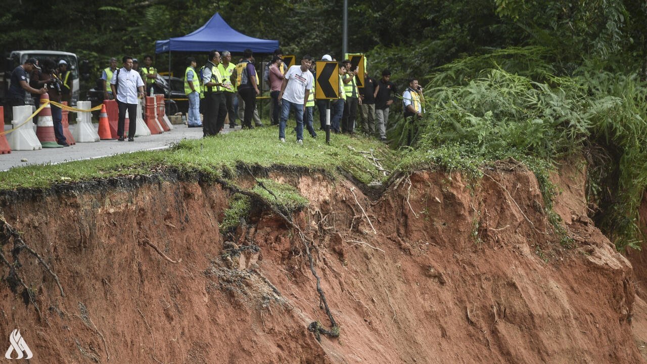 18 orang tewas akibat tanah longsor di Pulau Sulawesi » Kantor Berita Irak