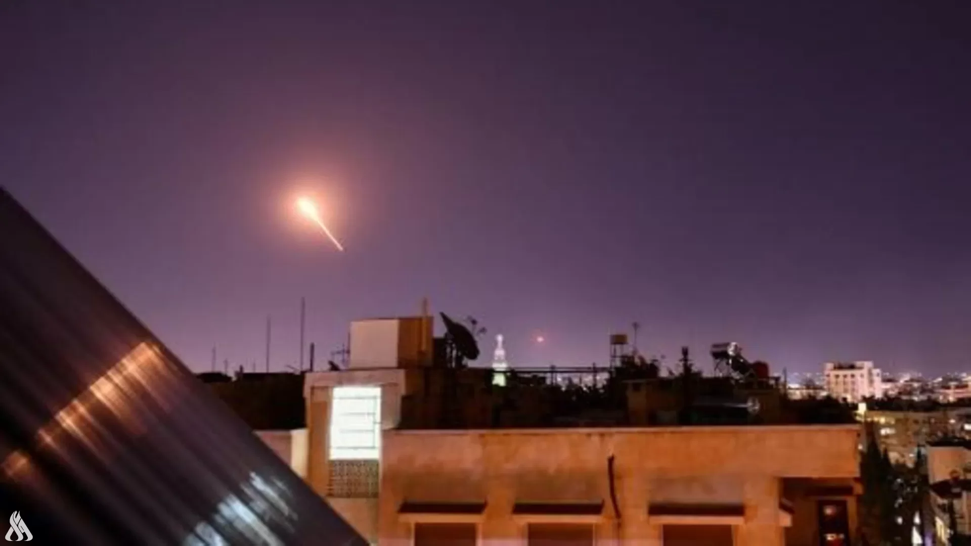 قصف جوي إسرائيلي يستهدف مرفأ اللاذقية غرب سوريا