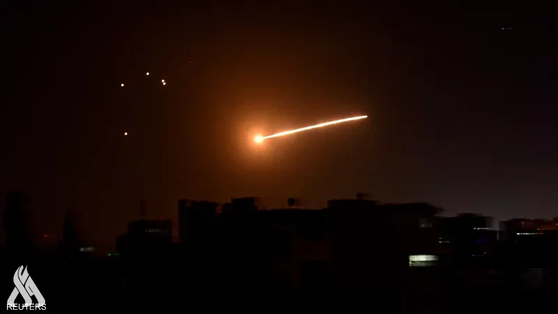 الدفاعات السورية تعترض هجوما صاروخيا إسرائيليا قرب دمشق