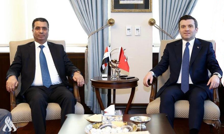 الخارجية تجري مباحثات مع تركيا لتسهيل دخول العراقيين