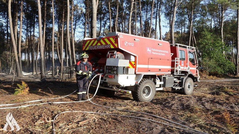 فرنسا تعلن السيطرة على حريق الغابات جنوب البلاد