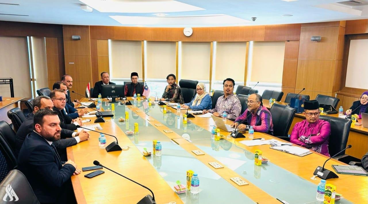 جامعة الأنبار تعقد مذكرة تفاهم مع جامعة مارا التكنولوجية الماليزية