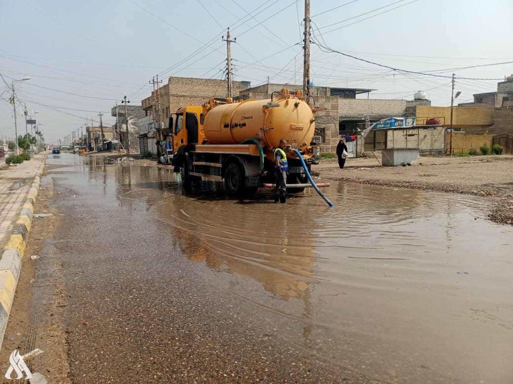 محافظة بغداد تعلن استمرار جهودها لسحب مياه الأمطار